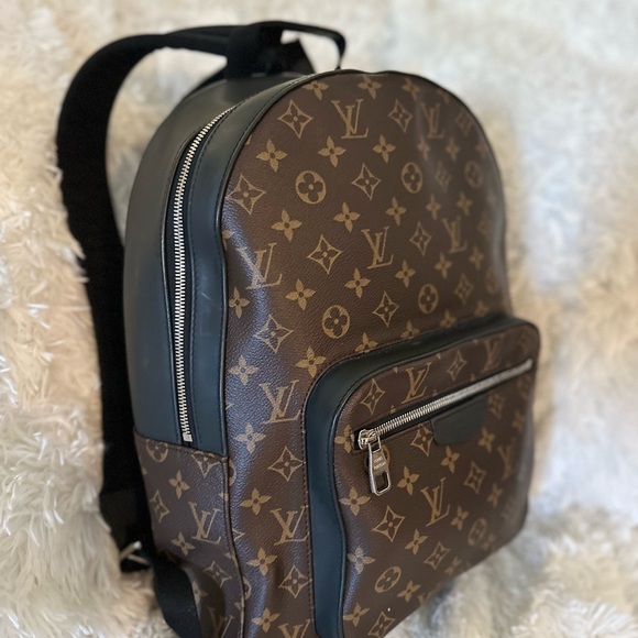 Authentic Louis Vuitton Josh backpack - Picture 5 of 9